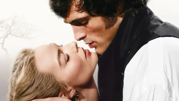 Picture of Margot Robbie and Jacob Elordi from "Wuthering Heights"